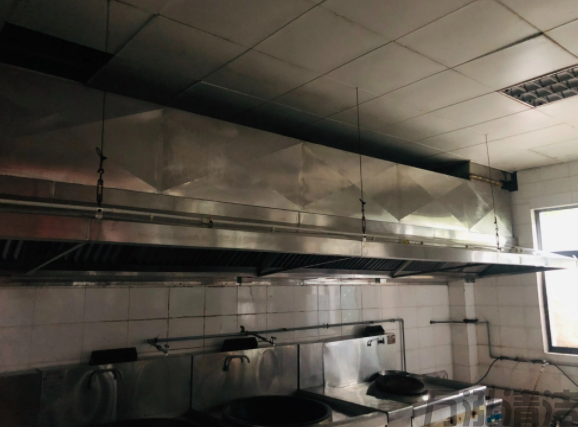 大型油烟机清洗行业发展趋势:智能化、专业化成主流