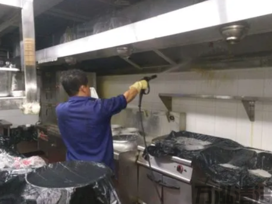 环保型油烟清洗技术崛起:助力餐饮行业绿色转型